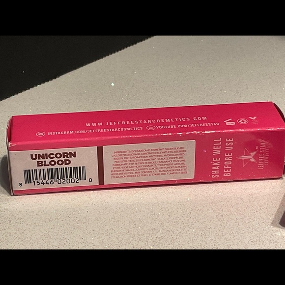 Tonight Star velour liquid lip.UNICORN BLOOD - Picture 5 of 6